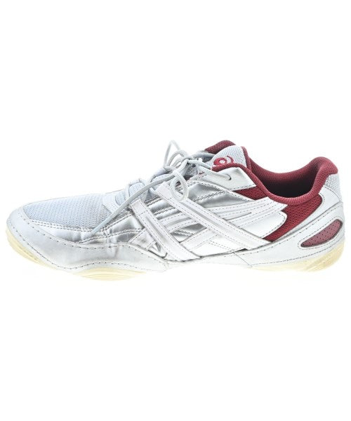 asics รองเท้าผ้าใบ