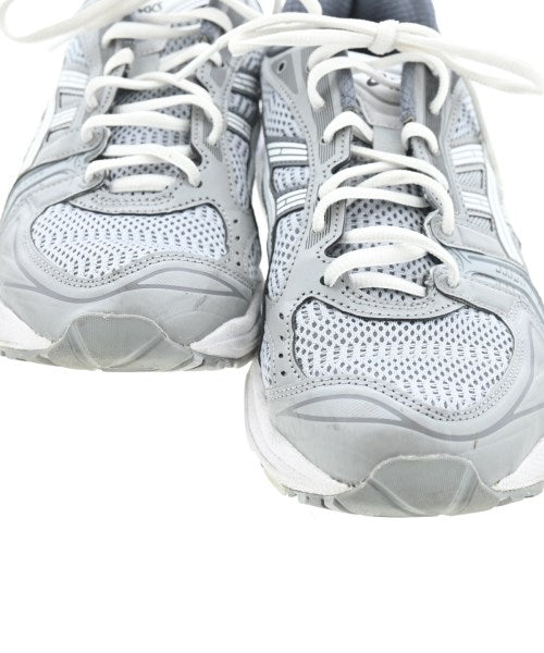 asics รองเท้าผ้าใบ