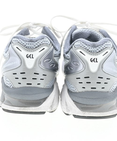 asics รองเท้าผ้าใบ