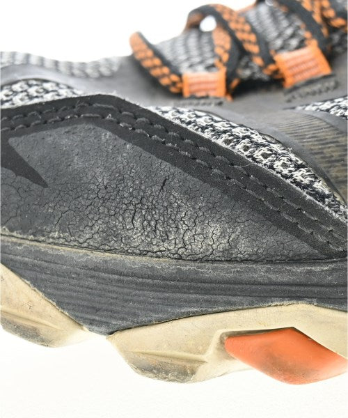MERRELL รองเท้าผ้าใบ