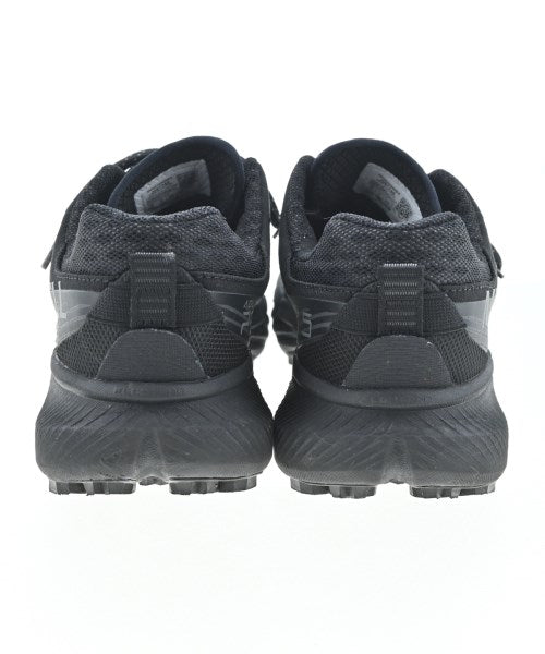 MERRELL รองเท้าผ้าใบ