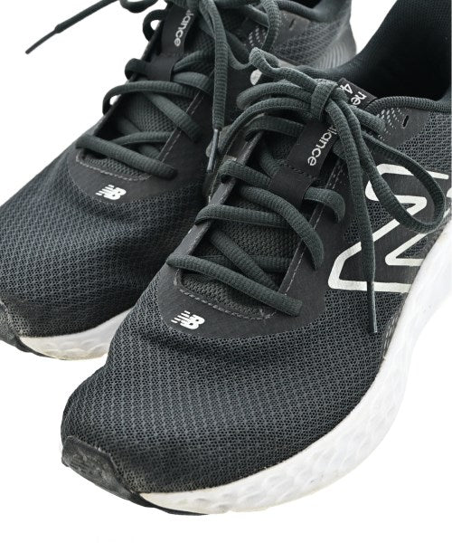 New Balance รองเท้าผ้าใบ