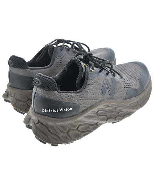 New Balance รองเท้าผ้าใบ