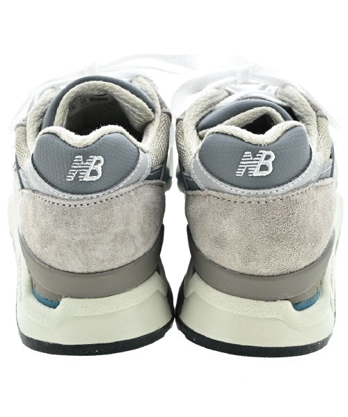 New Balance รองเท้าผ้าใบ