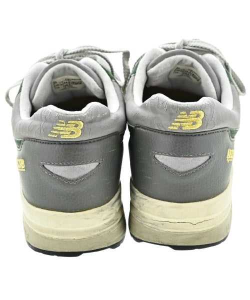 New Balance รองเท้าผ้าใบ