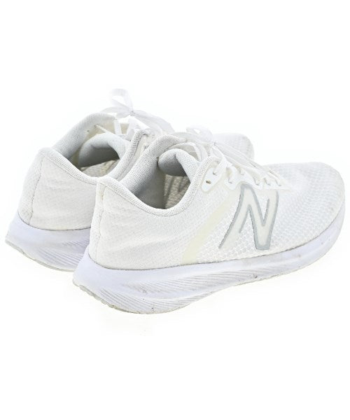 New Balance รองเท้าผ้าใบ