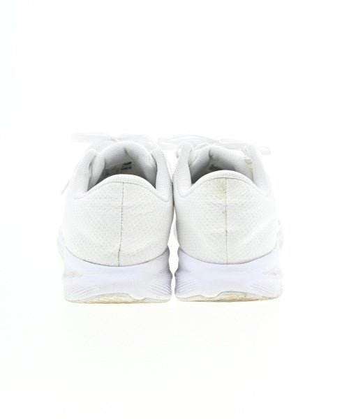 New Balance รองเท้าผ้าใบ