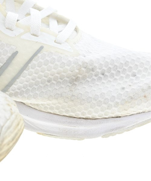 New Balance รองเท้าผ้าใบ