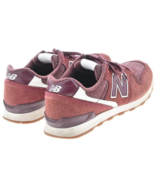 New Balance รองเท้าผ้าใบ