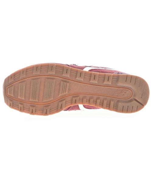 New Balance รองเท้าผ้าใบ