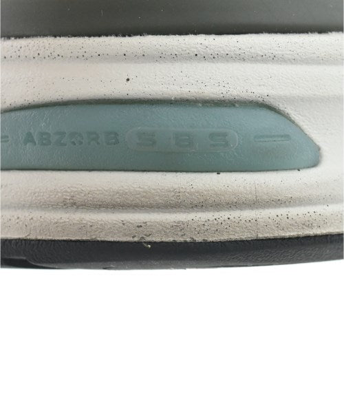 New Balance รองเท้าผ้าใบ