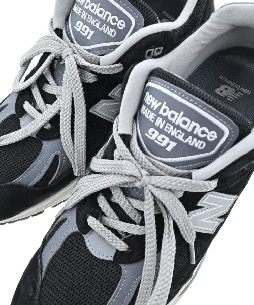 New Balance รองเท้าผ้าใบ