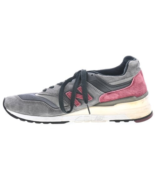 New Balance รองเท้าผ้าใบ