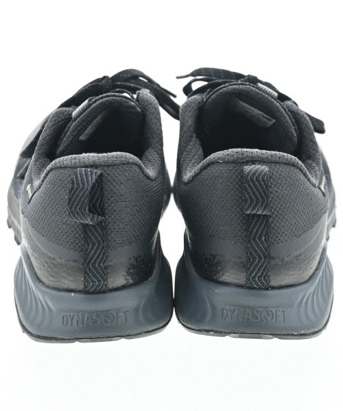 New Balance รองเท้าผ้าใบ