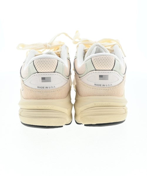 New Balance รองเท้าผ้าใบ
