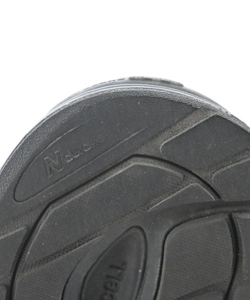 New Balance รองเท้าผ้าใบ