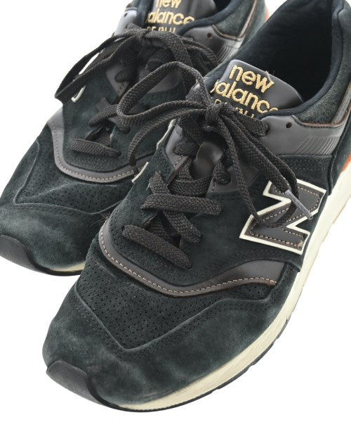 New Balance รองเท้าผ้าใบ