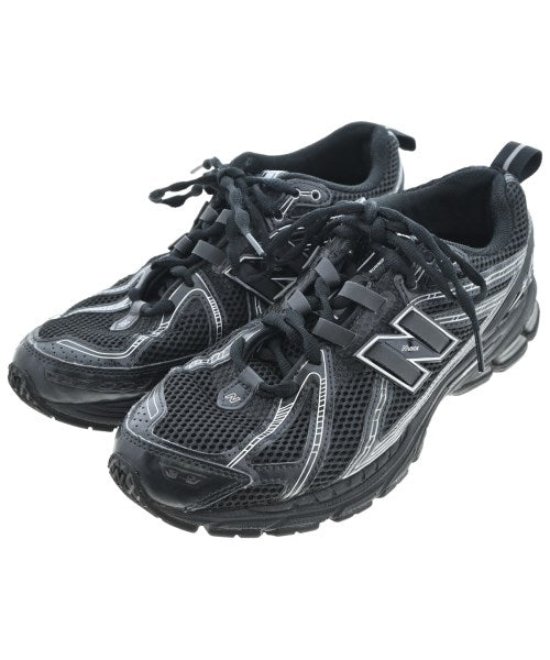 New Balance รองเท้าผ้าใบ