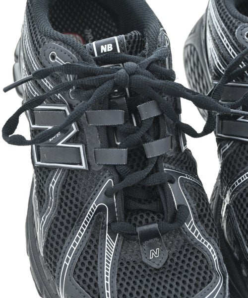 New Balance รองเท้าผ้าใบ