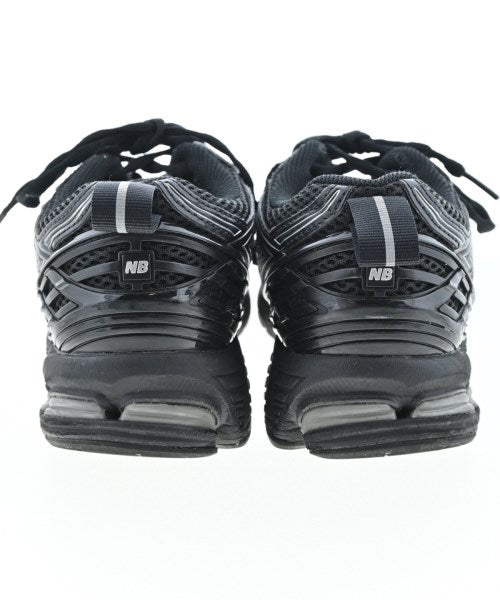 New Balance รองเท้าผ้าใบ