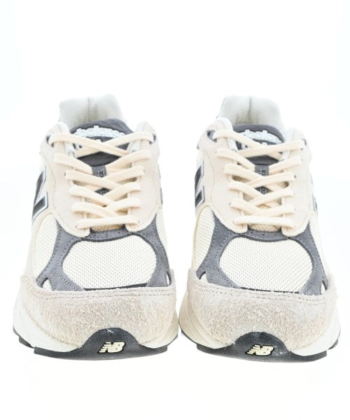 New Balance รองเท้าผ้าใบ