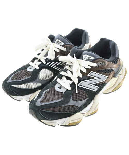 New Balance รองเท้าผ้าใบ