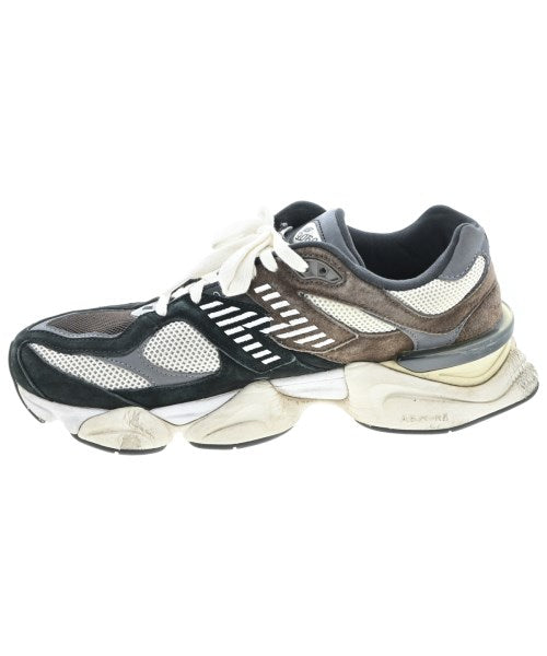 New Balance รองเท้าผ้าใบ