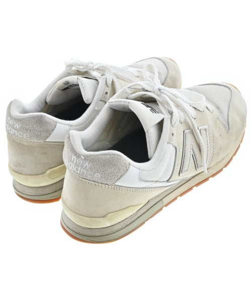 New Balance รองเท้าผ้าใบ
