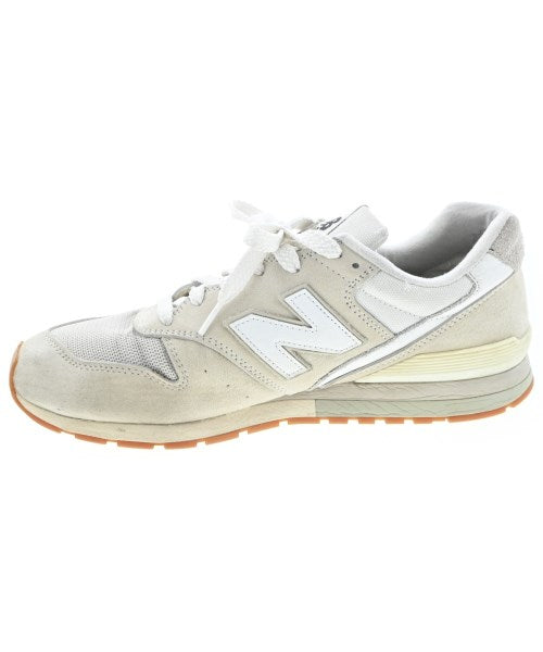 New Balance รองเท้าผ้าใบ