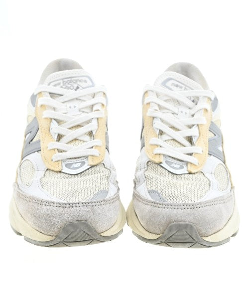 New Balance รองเท้าผ้าใบ