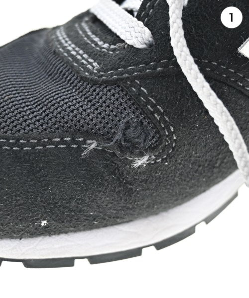 New Balance รองเท้าผ้าใบ