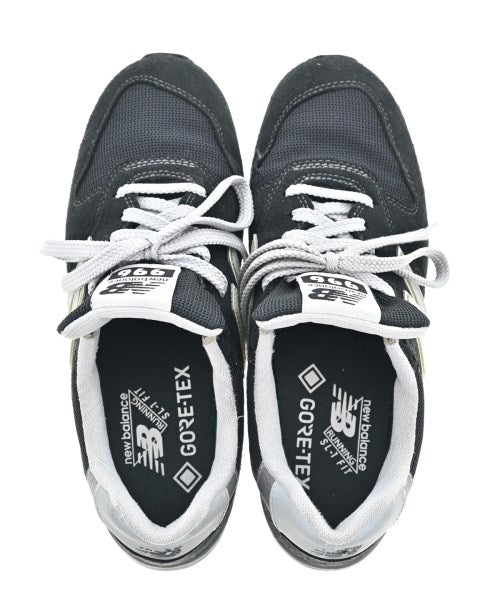 New Balance รองเท้าผ้าใบ