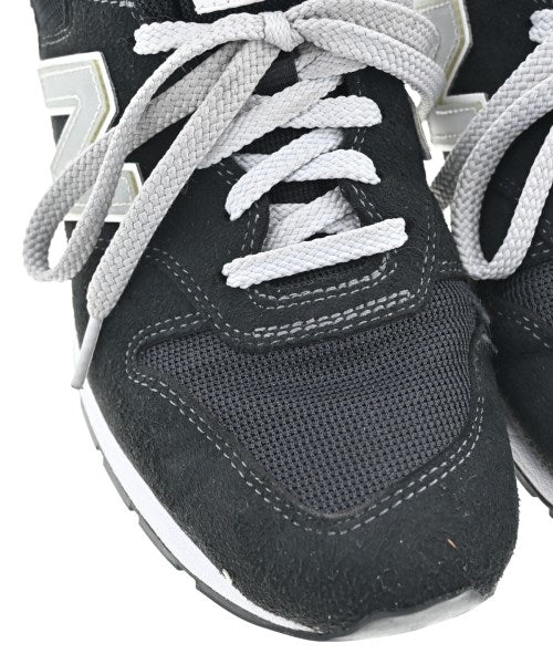 New Balance รองเท้าผ้าใบ