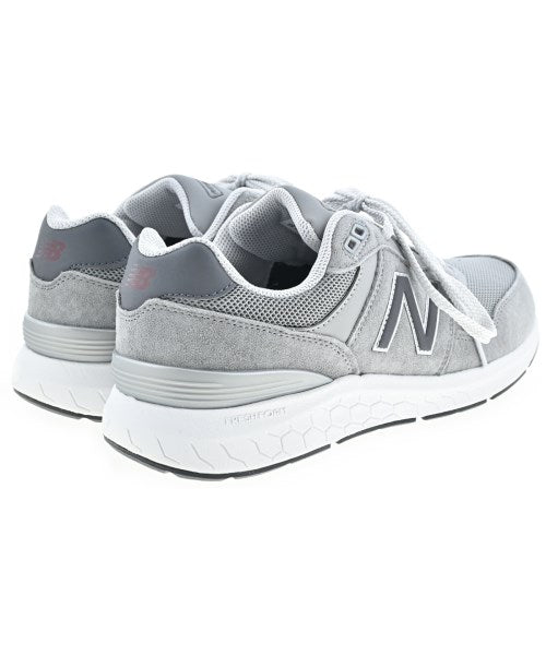 New Balance รองเท้าผ้าใบ