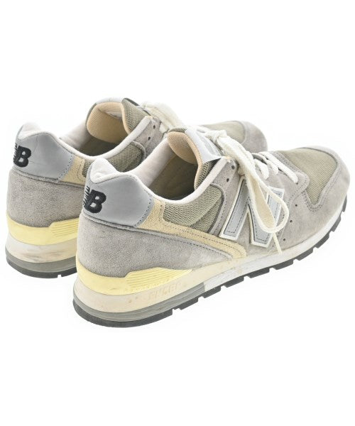New Balance รองเท้าผ้าใบ