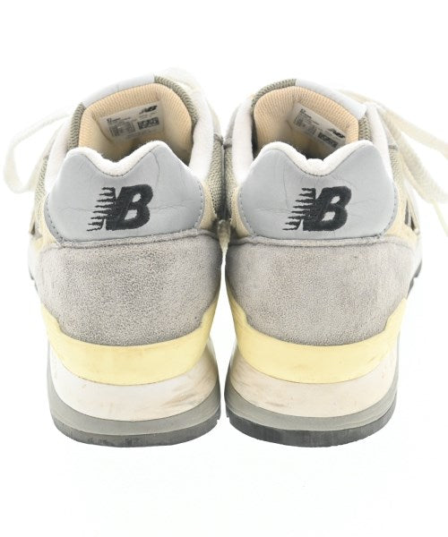 New Balance รองเท้าผ้าใบ