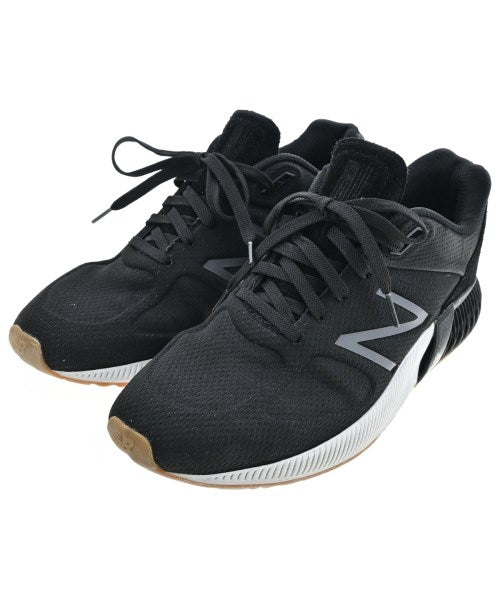 New Balance รองเท้าผ้าใบ