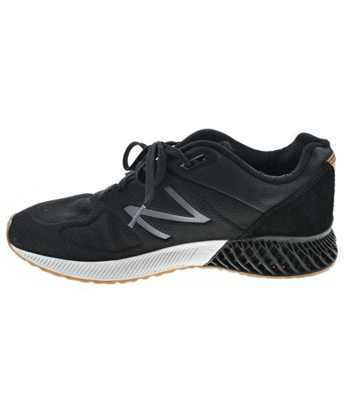 New Balance รองเท้าผ้าใบ