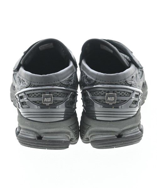 New Balance รองเท้าผ้าใบ