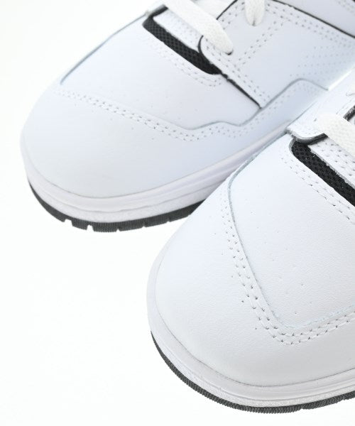 New Balance รองเท้าผ้าใบ