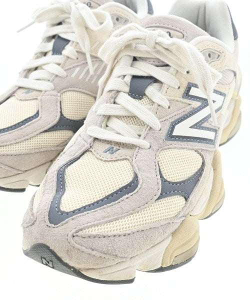 New Balance รองเท้าผ้าใบ