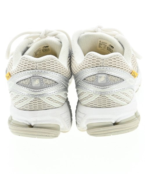 New Balance รองเท้าผ้าใบ