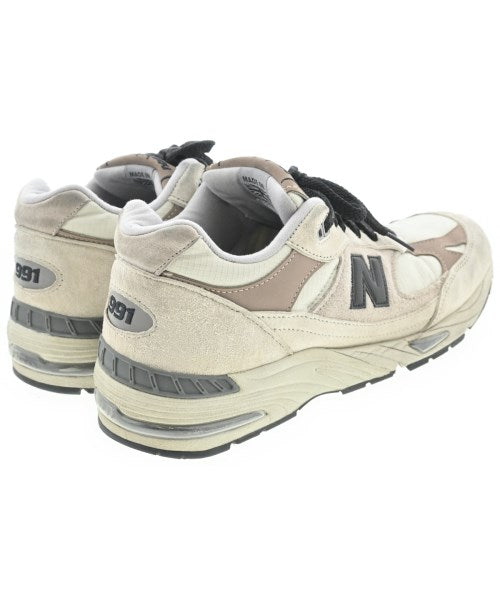 New Balance รองเท้าผ้าใบ