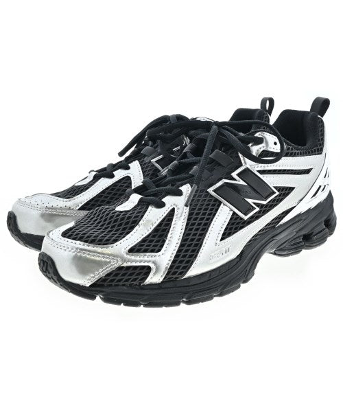 New Balance รองเท้าผ้าใบ