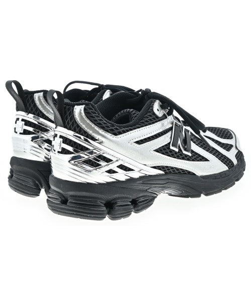 New Balance รองเท้าผ้าใบ