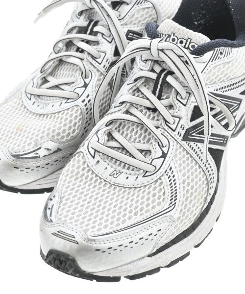 New Balance รองเท้าผ้าใบ