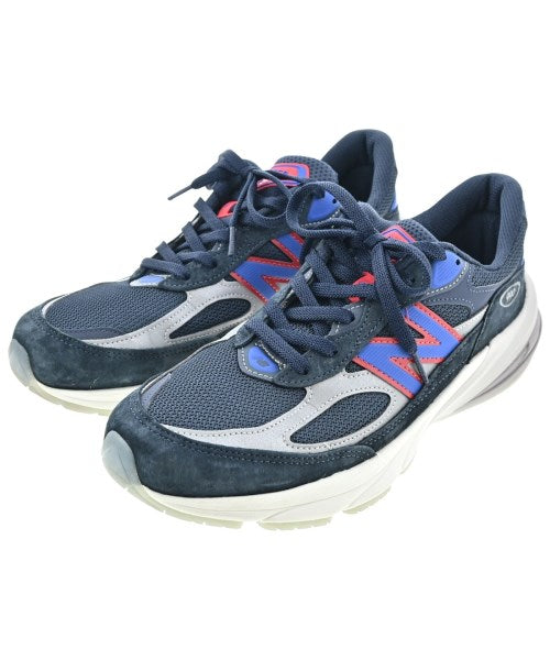 KITH รองเท้าผ้าใบ