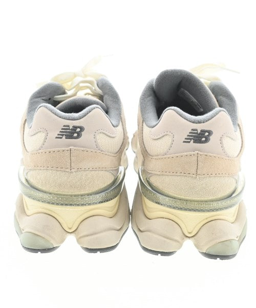 New Balance รองเท้าผ้าใบ