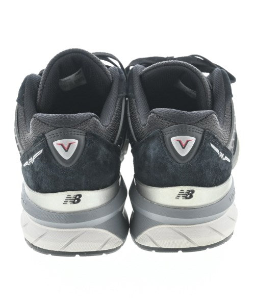 New Balance รองเท้าผ้าใบ