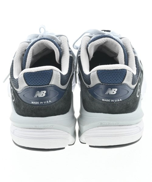 New Balance รองเท้าผ้าใบ